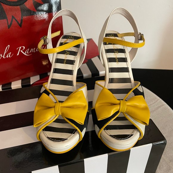 Lola Ramona Angie Sandal - Picture 2 of 3